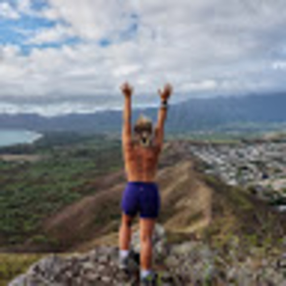 Meet your Posher, Olivia - Picture 1 of 1